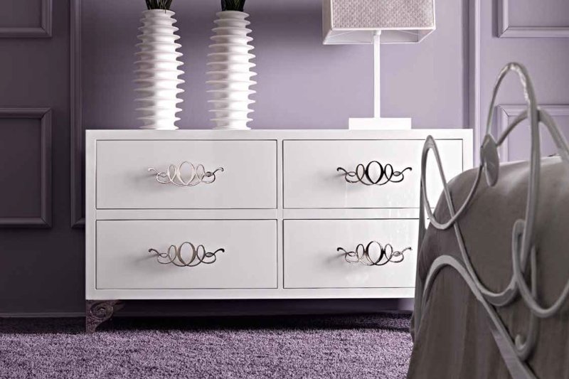 Corte Zari chest of drawers