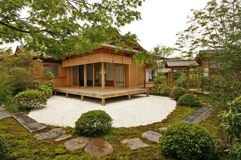 Japanese -style house