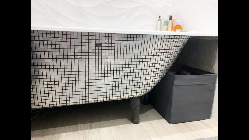 Cast iron bath screen