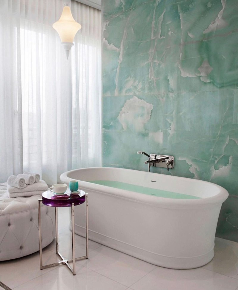 Venetian plaster bath