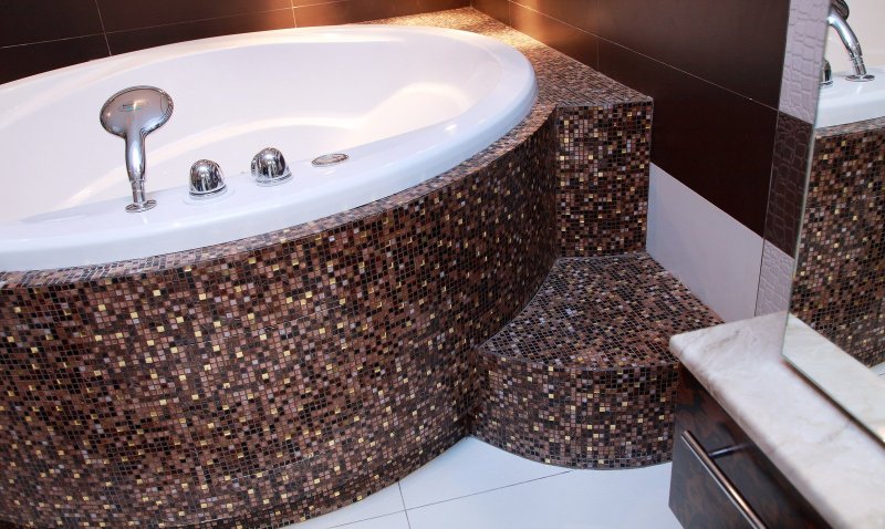 Bathroom design with mosaic