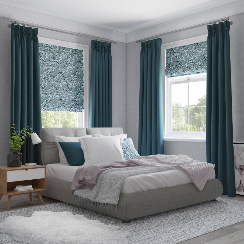 Curtains in the turquoise bedroom