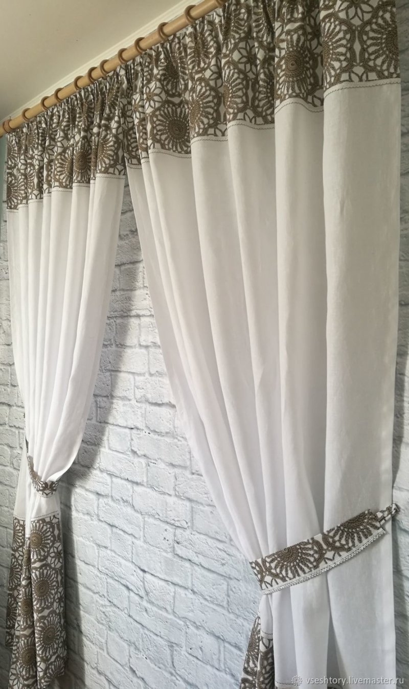 Curtains with lace