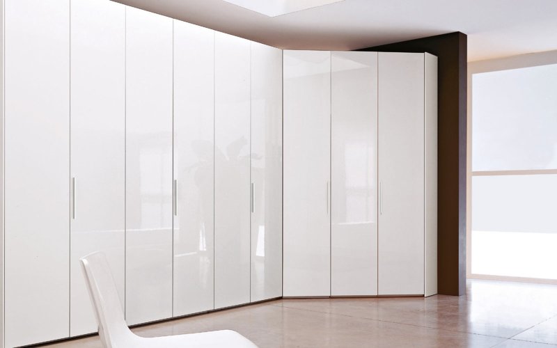 White glossy closet