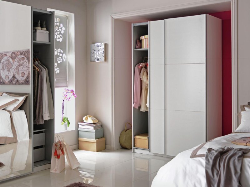 Wardrobe in the bedroom