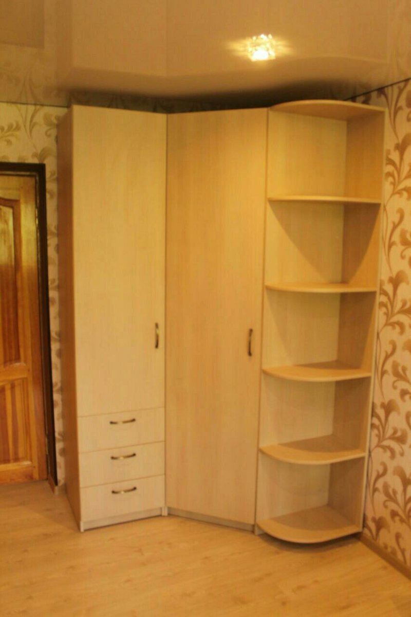 Corner cabinets