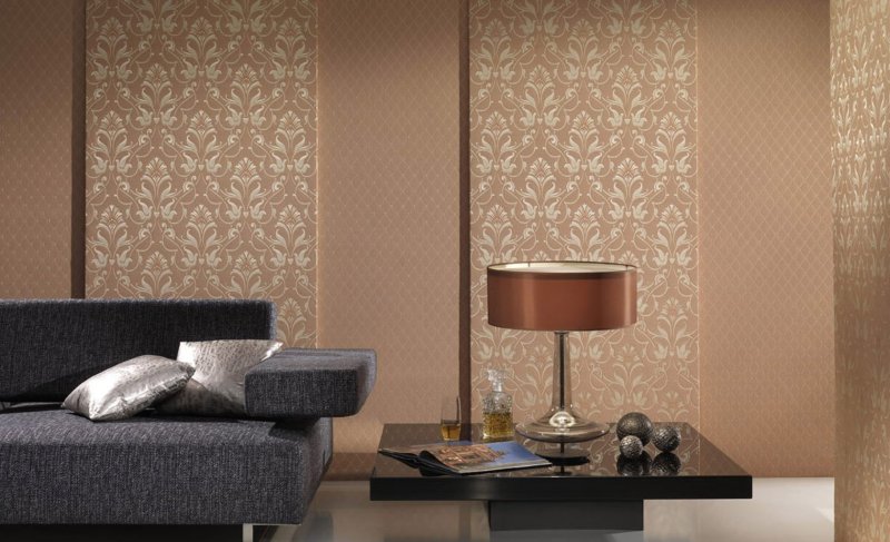 Non -woven wallpaper in the interior