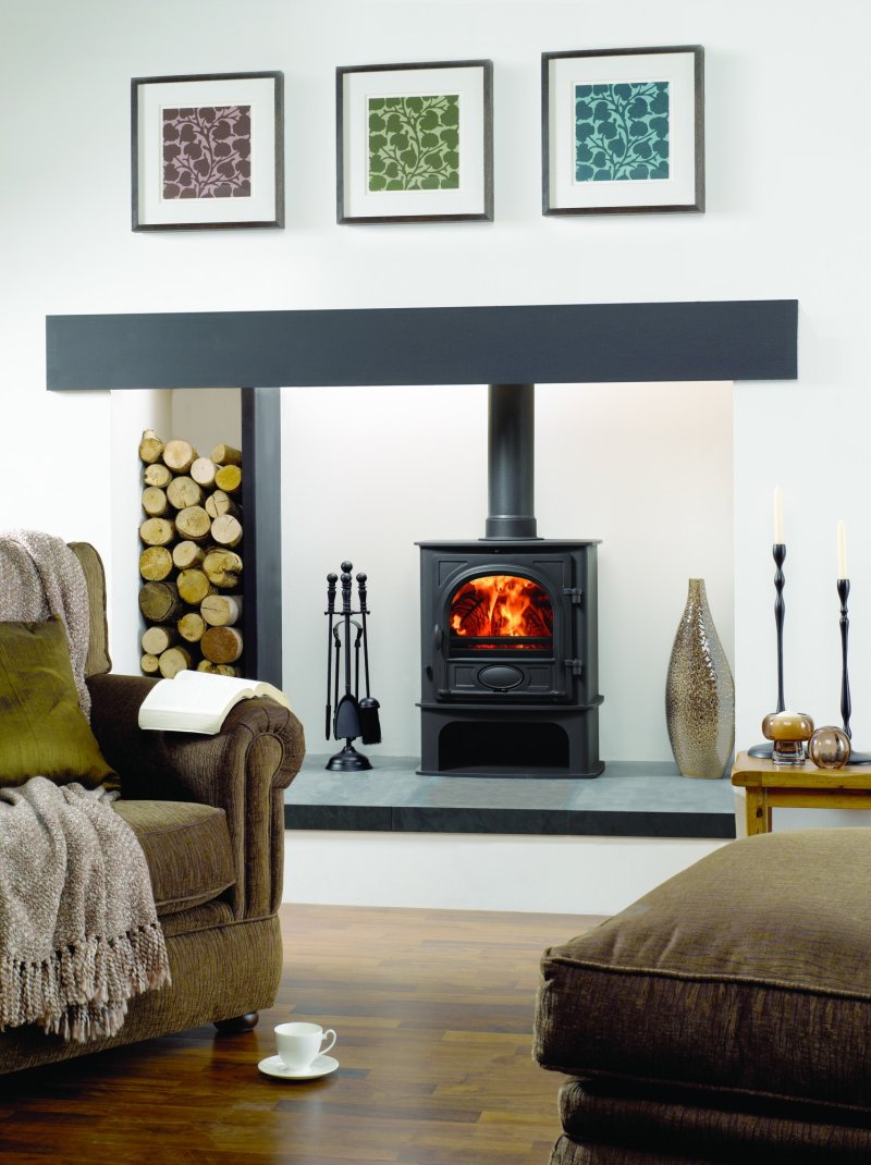 Built -in stove fireplace