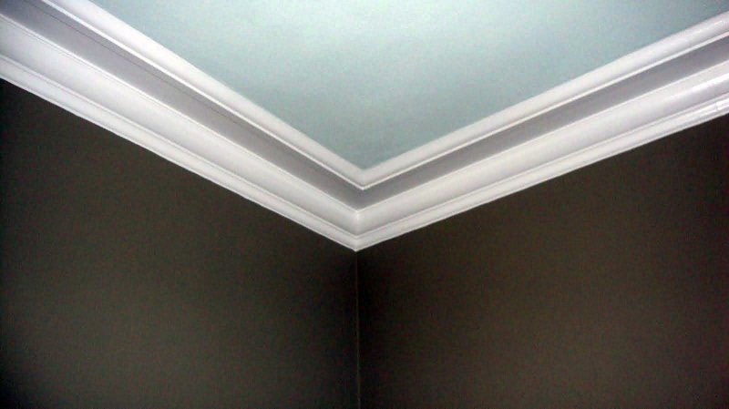 Ceiling baseboard