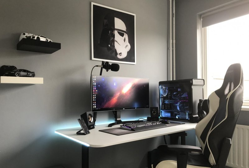 Computer room