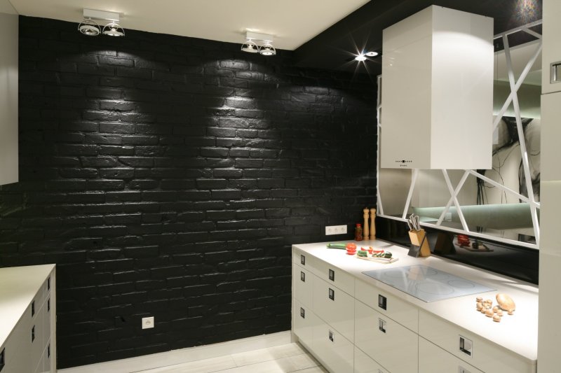 Black wall in the kitchen