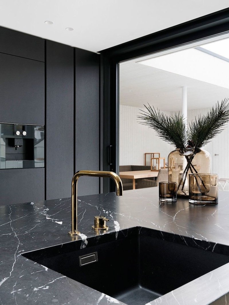 Nero marquina countertop