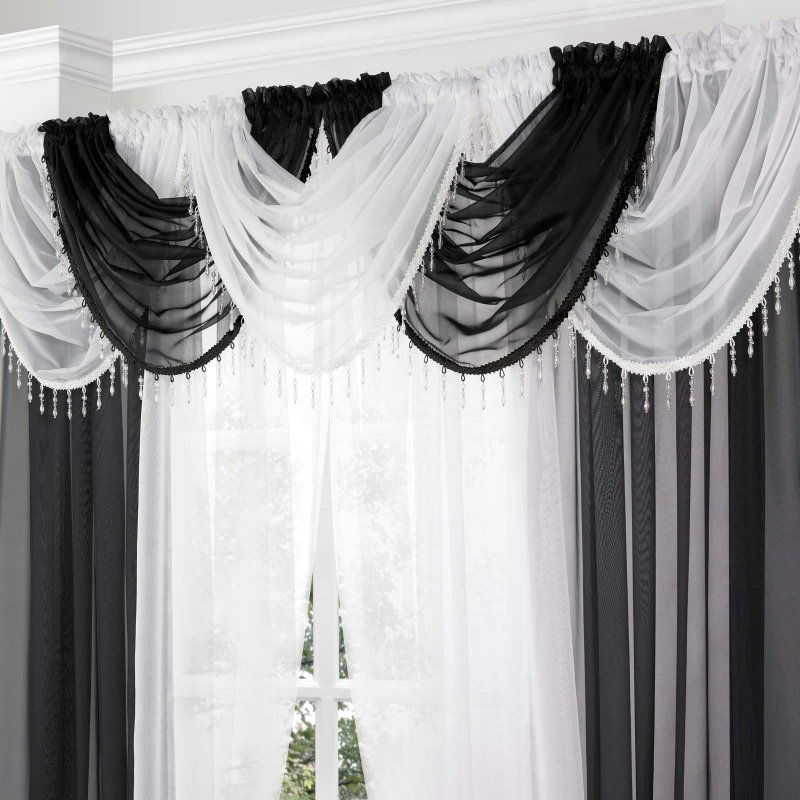 Curtains from the veil