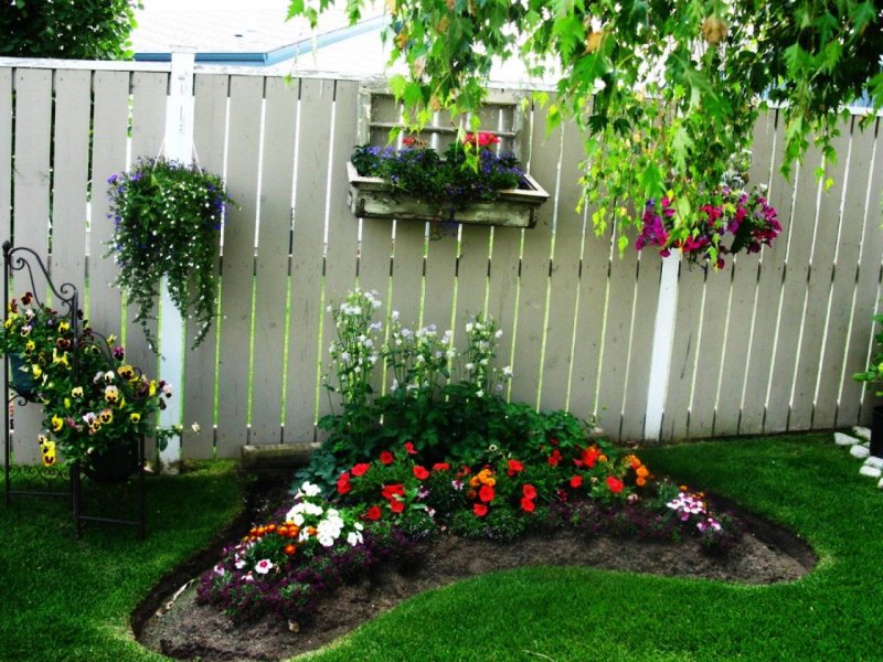 Design of a small flower bed