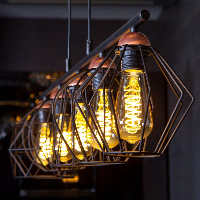 Filament loft lamp