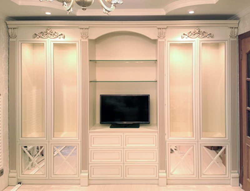 Classic -style cabinet