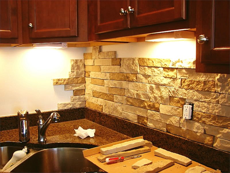 Kitchen decoration with decorative stone