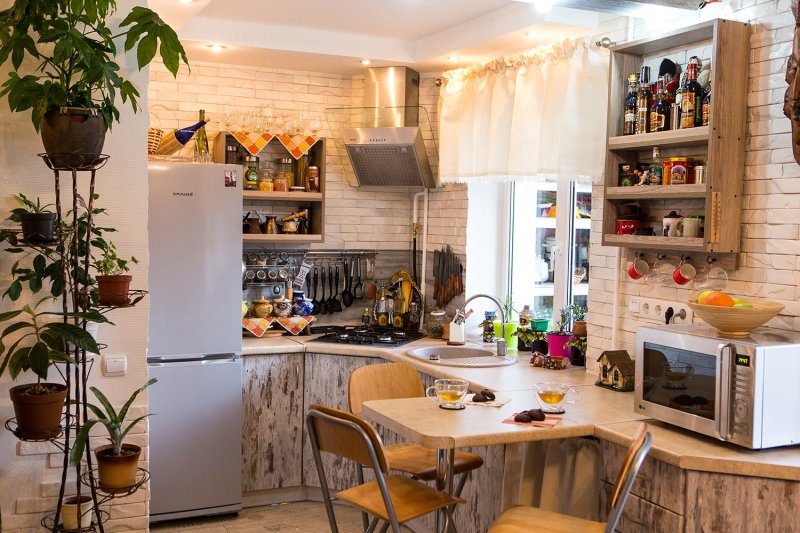 The interior of the passage kitchen