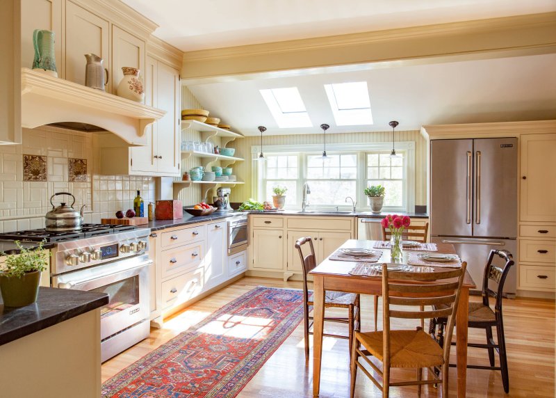 Kitchen design in a private house