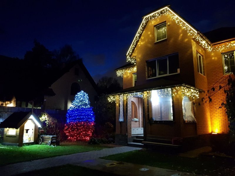 Cottage lighting