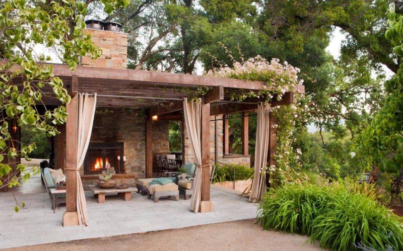 Pergola Patio with barbecue