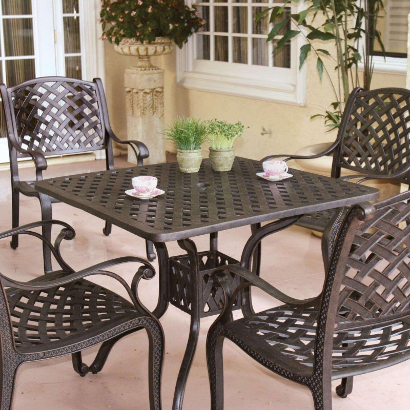 A set of lunch furniture made of cast aluminum