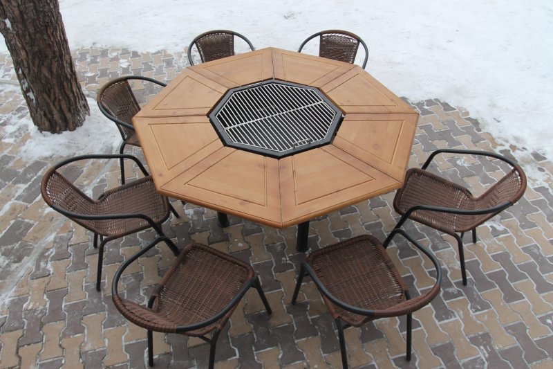 Grill table