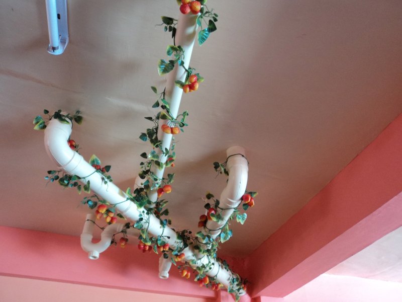 Heating pipes decor