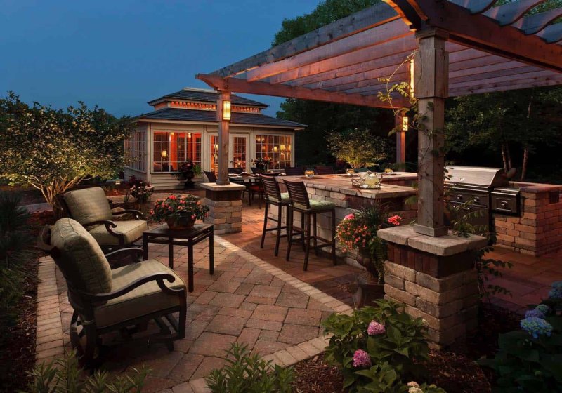 Praise Patio with Pergola