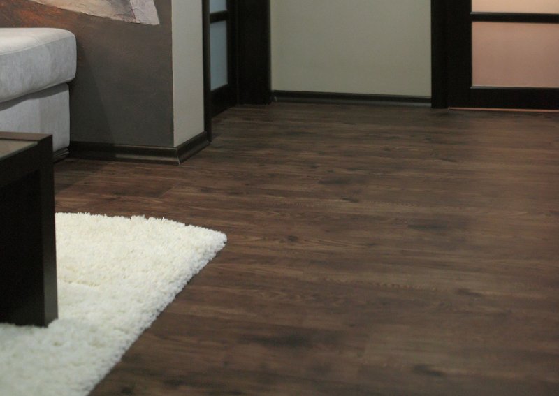 Vinyl laminate