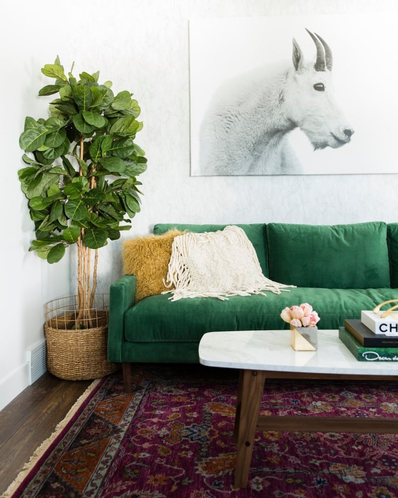 Emerald sofa interior