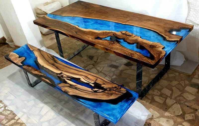 Epoxy table