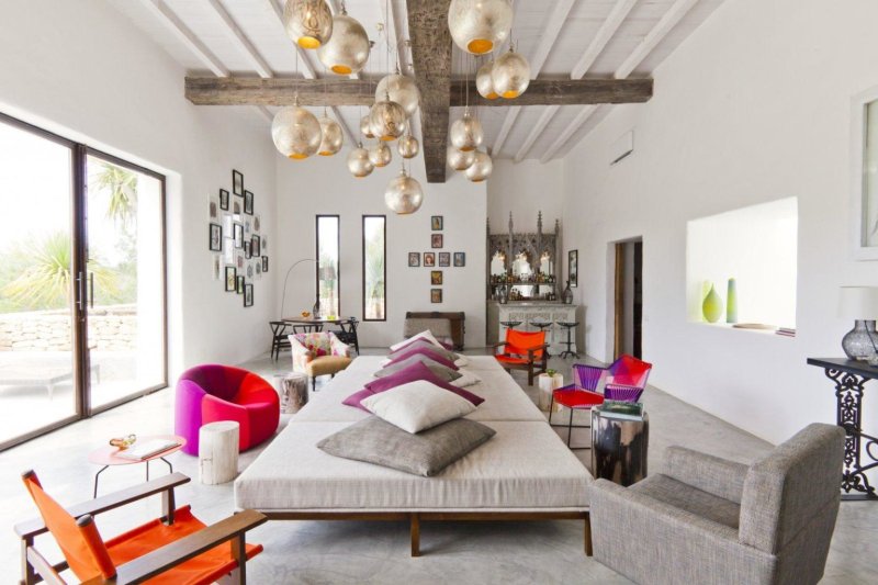 Eclectic style in the interior