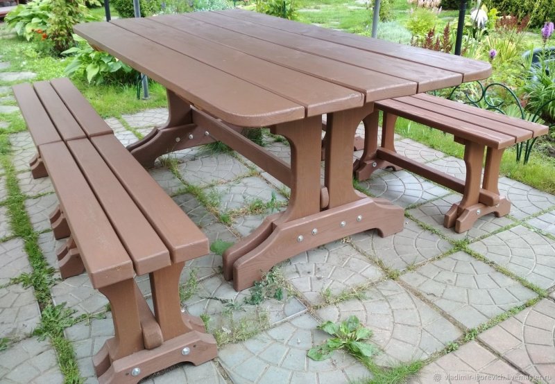 Wooden tables and shops