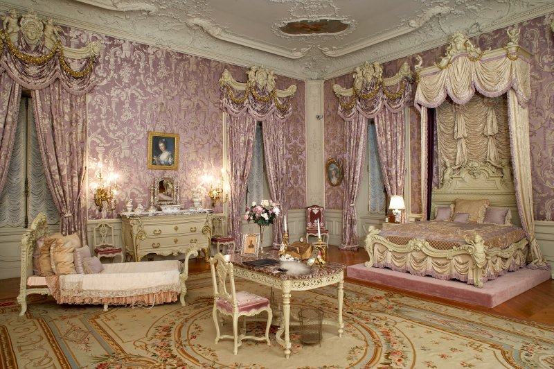 Rococo style bedroom