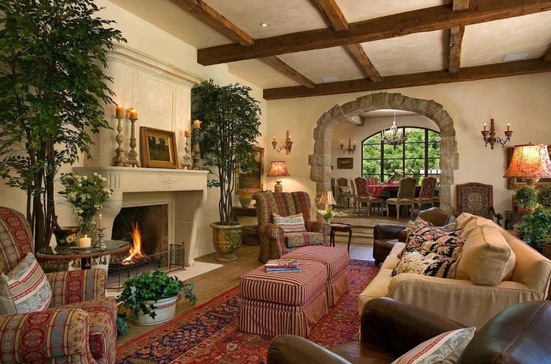 Tuscan -style interior in a country house