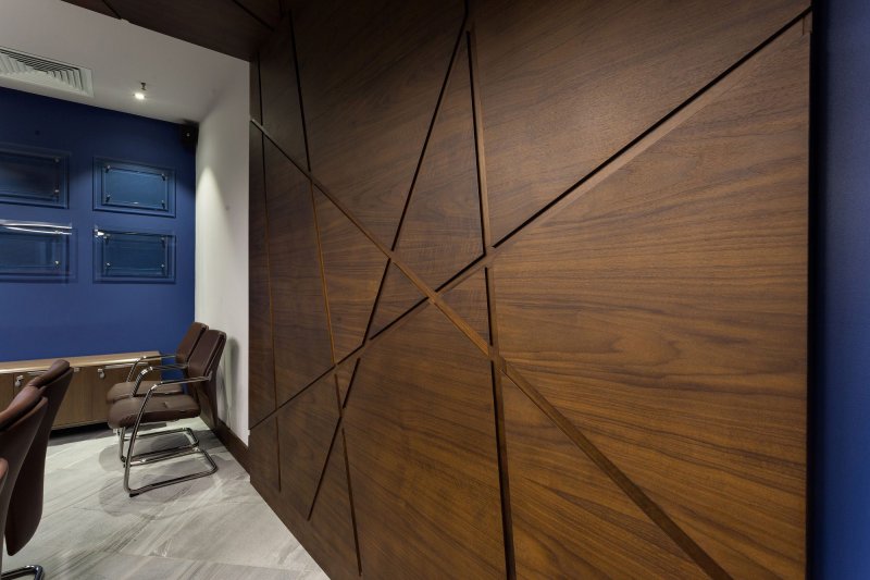 Wallhof Wood "tick" veneered panels