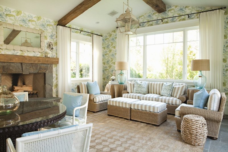 Living rooms in the style of Provence