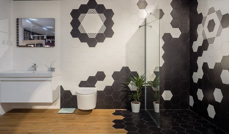 Hexagonal tiles in the bathroom