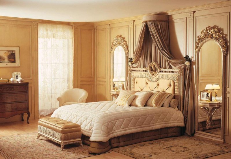 Classic -style bedroom