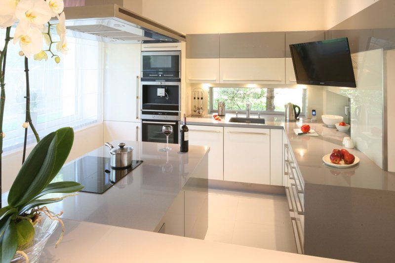 Modern -style kitchen