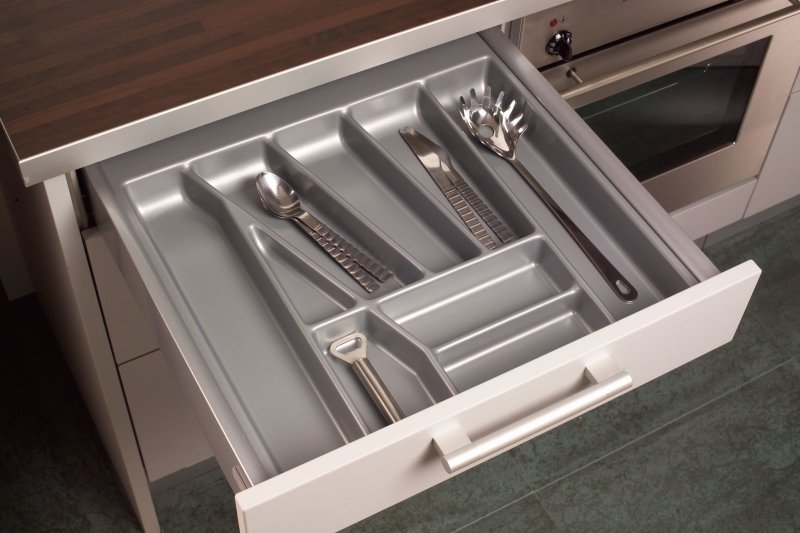 Blum tray for 600