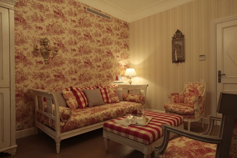 Interior with wallpaper