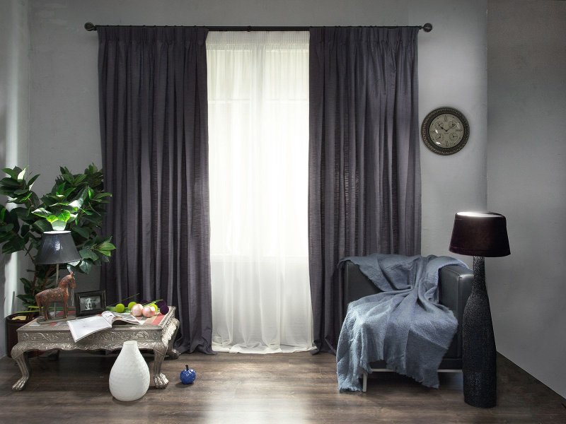 Gray curtains in the interior