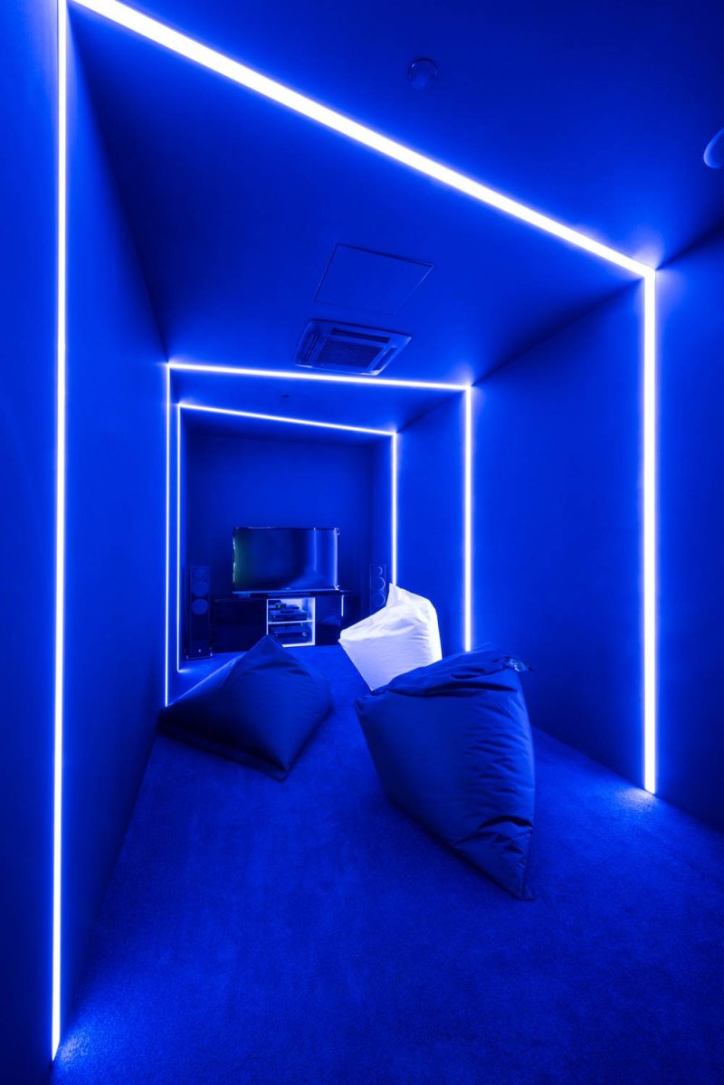 LED backlight room