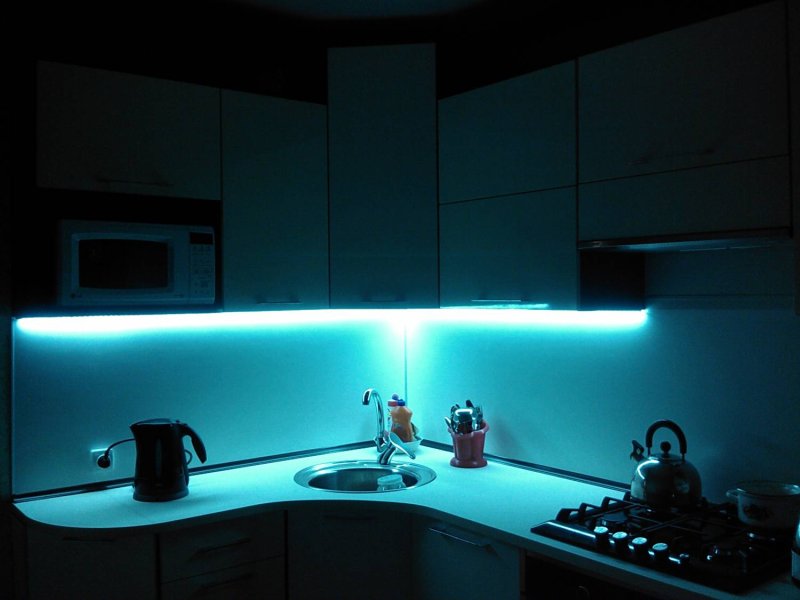 The backlighting of the kitchen