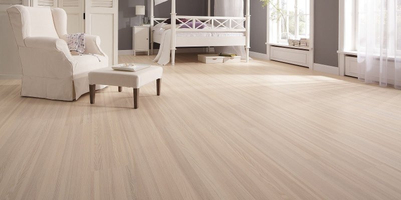 Laminate white oak