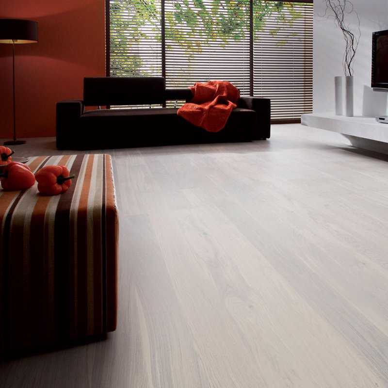 Laminate in the living room in the interior