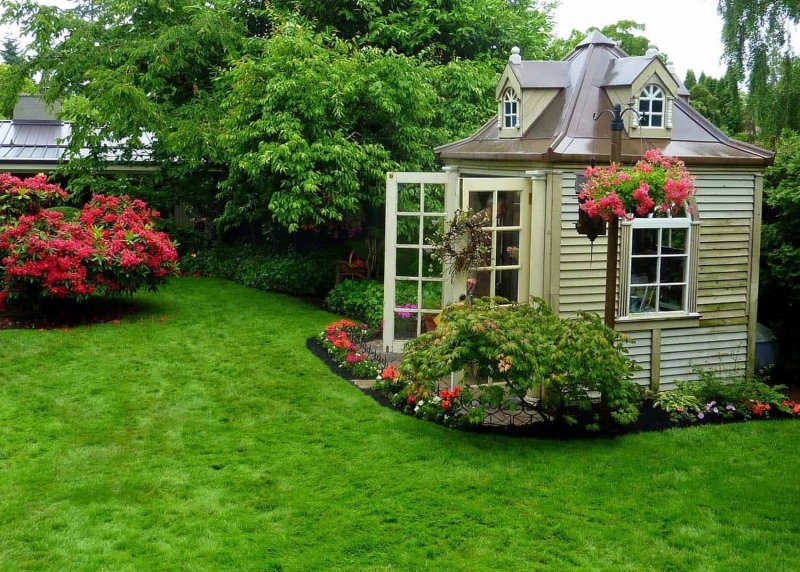 Little summer house