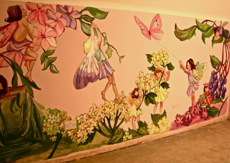 Wall painting in the nursery